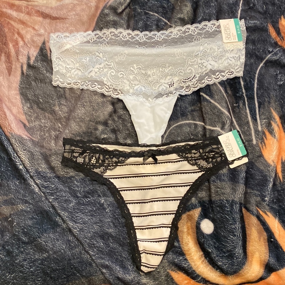 Two (2) Gilligan & O’Malley thongs